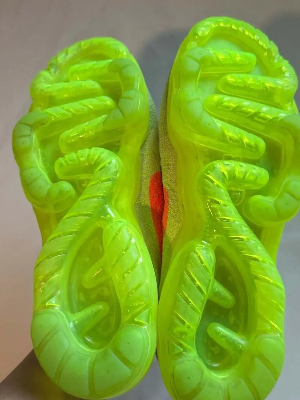 Nike Air VaporMax 2023 Flyknit Vast Grey Volt Men’s Size 8 FZ4016-001